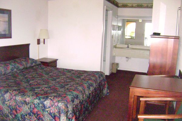 GARDEN INN AND SUITES HOGANSVILLE (Hogansville)